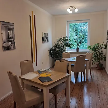 Gaestehaus Lassbruch فندق مبيت وإفطار 3*