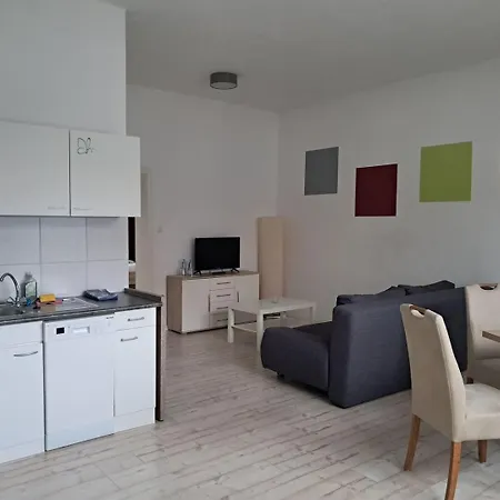 Gaestehaus Lassbruch Bed & Breakfast 3*