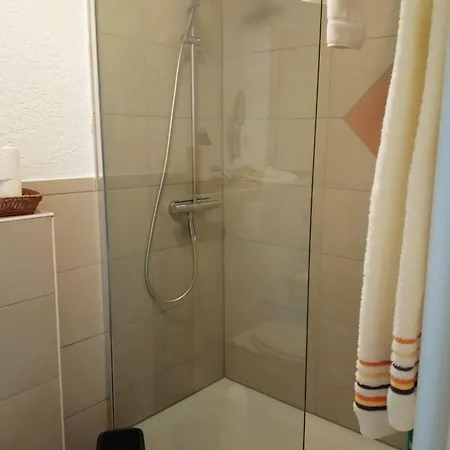 Gaestehaus Lassbruch فندق مبيت وإفطار Extertal