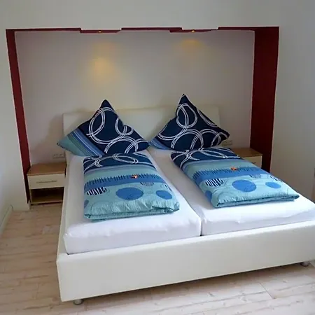 Gaestehaus Lassbruch Bed & Breakfast