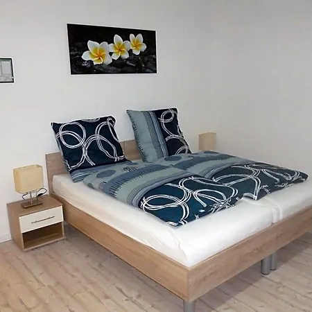 Gaestehaus Lassbruch Bed & Breakfast