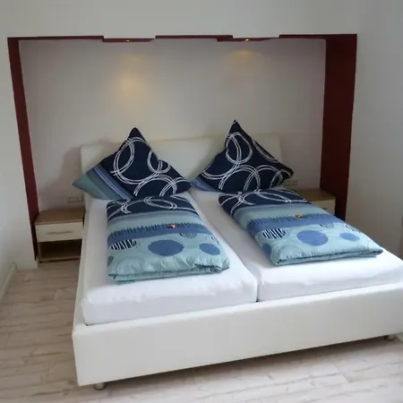 فندق مبيت وإفطار Gaestehaus Lassbruch 3*