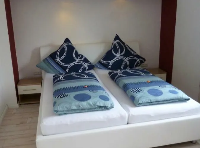 住宿加早餐酒店 拉布郎池住宿加早餐旅馆 3*